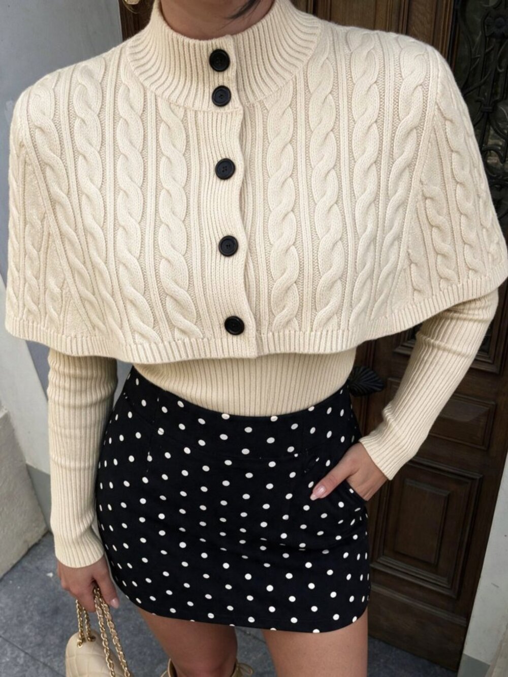 Apricot Casual Women's Button Rib-Knit Stand Collar Crop Geometric Cardigan